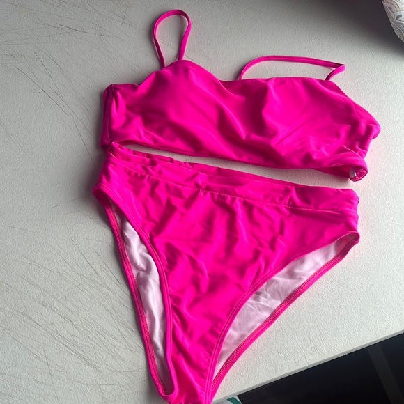 Vibrant Pink Bikini Set new - Picture 1 of 4